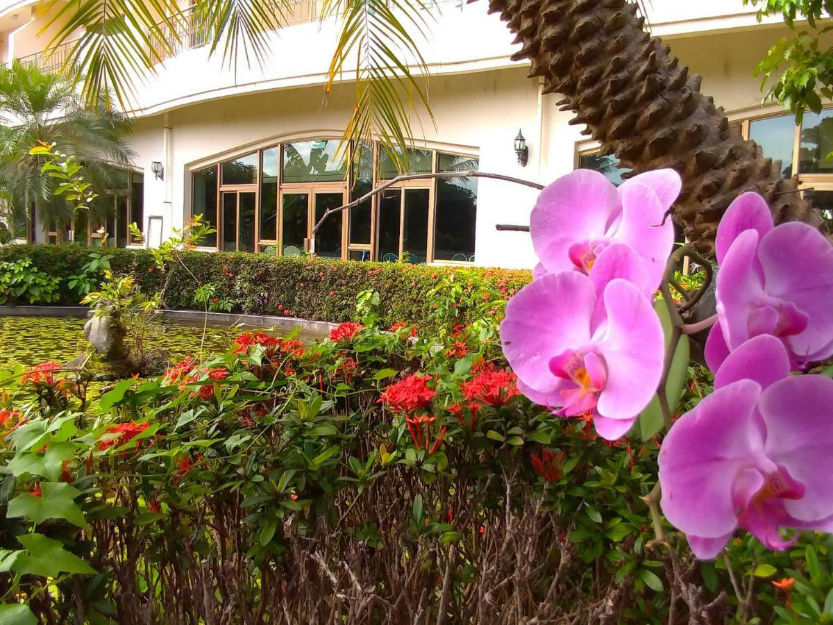 Howard Kenting Wonder House Bagian luar foto